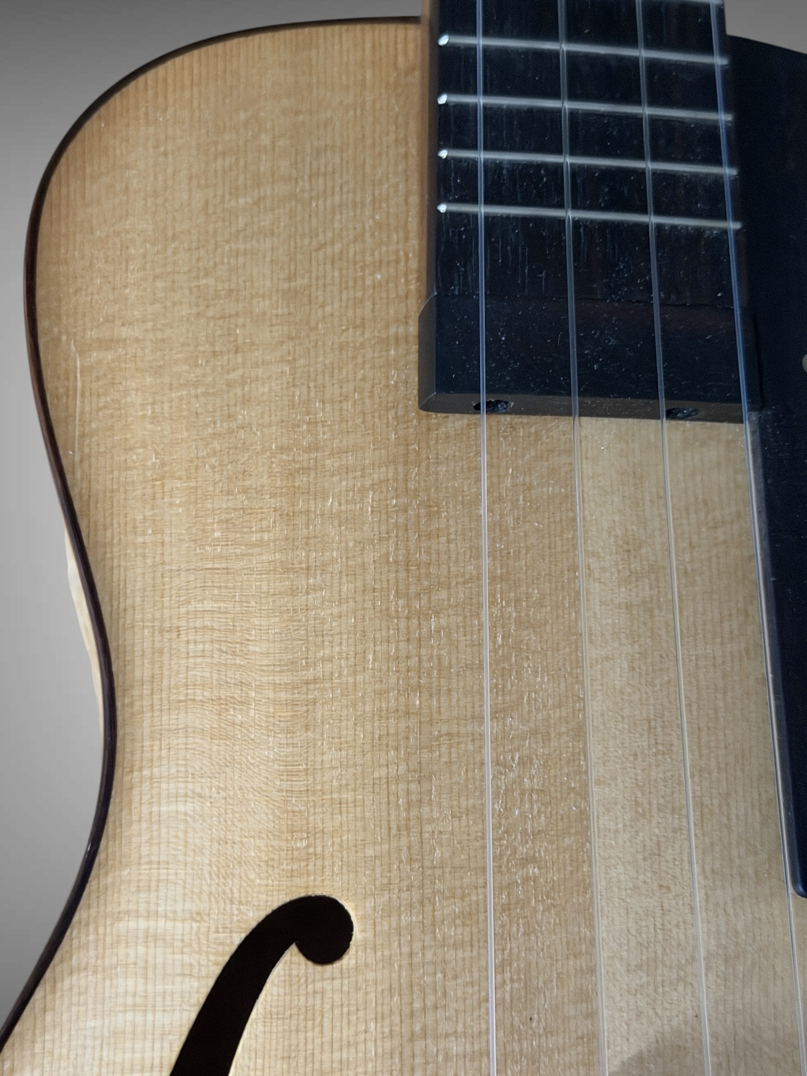 2024 da h(ダアッカ)ukulele tenor 15f archtop
